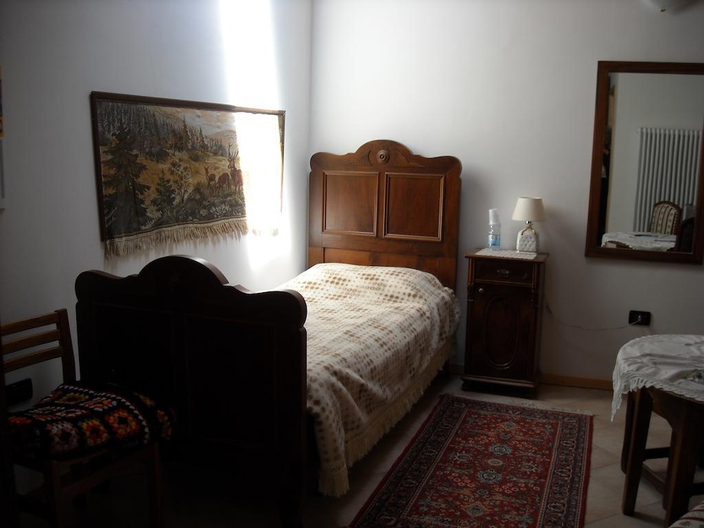 La Cort Di Nonna Rosa Bed & Breakfast Mori Eksteriør bilde